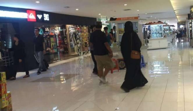 Mal di Bali Didatangi Pria Arab Misterius untuk Sumbang AC