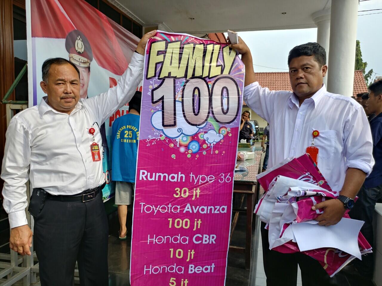 Begini Modus Bos 'Family 100' Tipu Nasabah