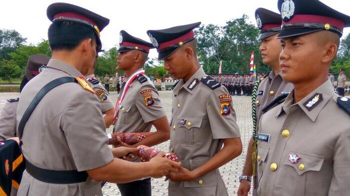 Lulusan Terbaik SPN Lubuk Bunter Anak Seorang Sopir