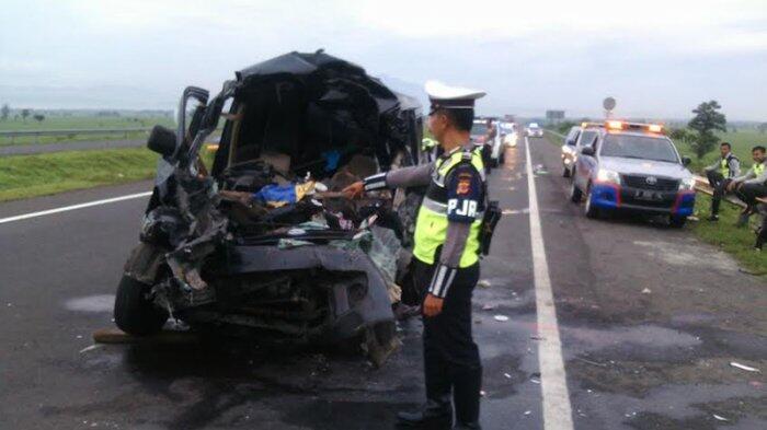 Perwira Polisi Terlibat Kecelakaan di Tol Cipali