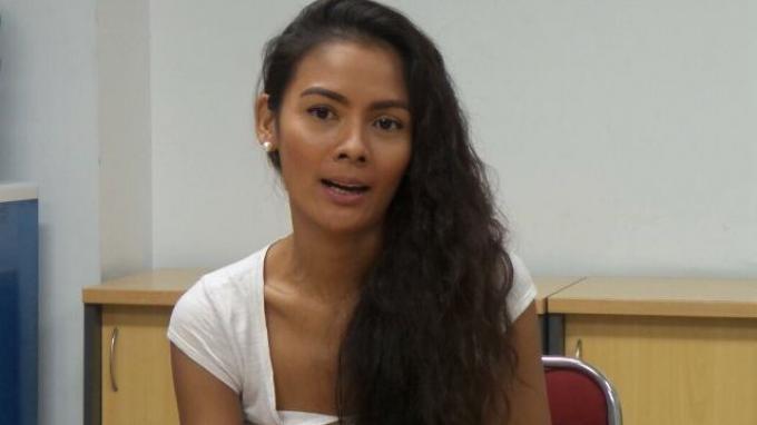 Hikmah Putus Cinta yang Baru Saja Dialami Ully Triani Buat Film Labuan Hati