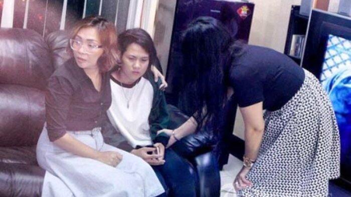 Ini Respon Ibunda Evelyn atas Talak Cerai Aming