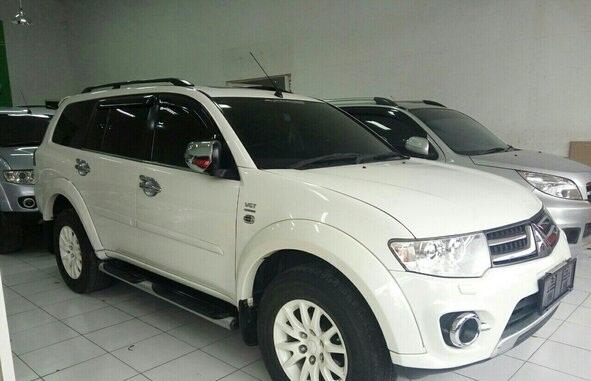 mitsubishi pajero sport dakar