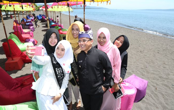 Sensasi Mengunjungi Pantai Syariah Khusus Wanita di Banyuwangi