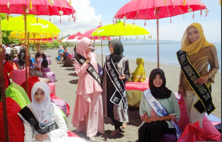 Sensasi Mengunjungi Pantai Syariah Khusus Wanita di Banyuwangi