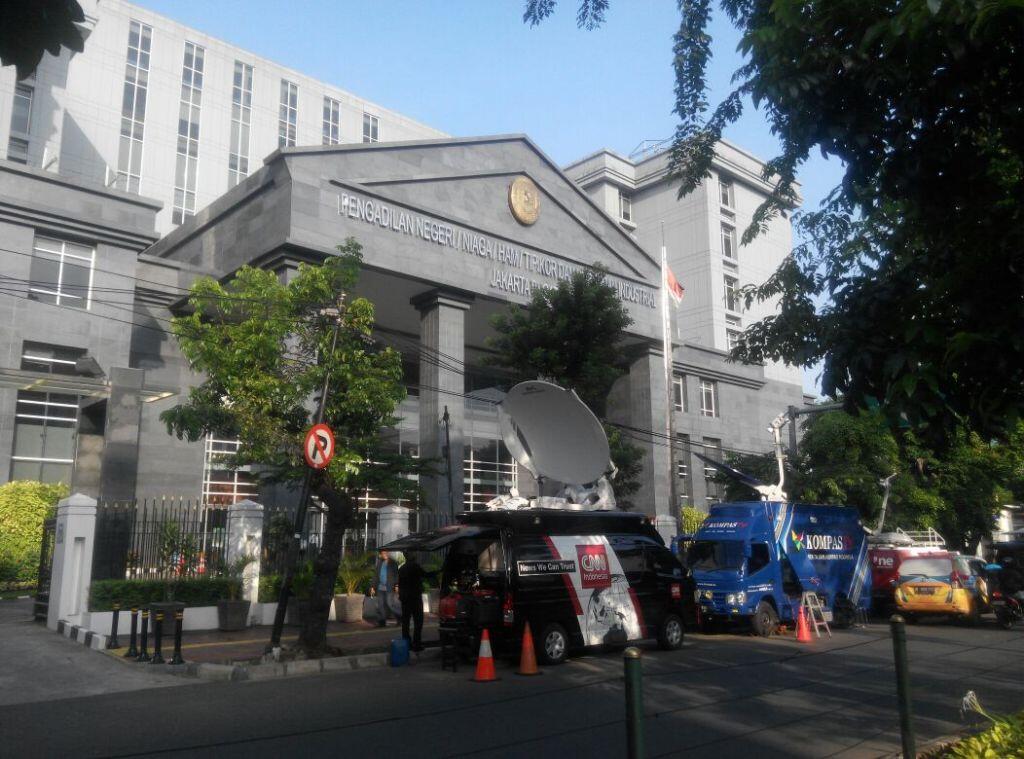 Novanto Bersumpah tak Menerima Uang Proyek KTP-el
