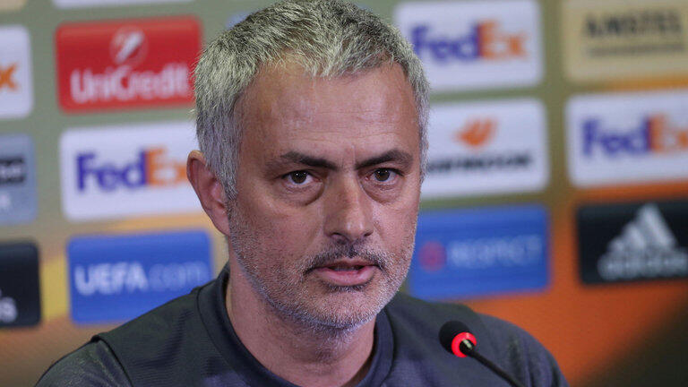 Pecat Ranieri, Management selamatkan Leichester City