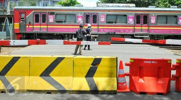 14 Perlintasan Kereta di Jakarta Akan Ditutup, Setuju Gak Gan?