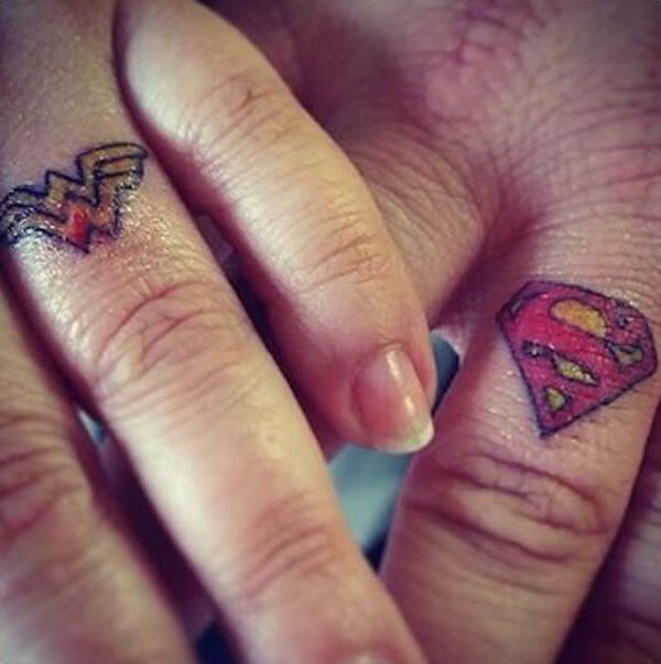 8 Tato Cincin Tunangan Anti Mainstream