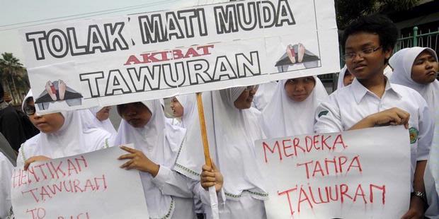 Cara Mencegah dan Menanggulangi Tawuran