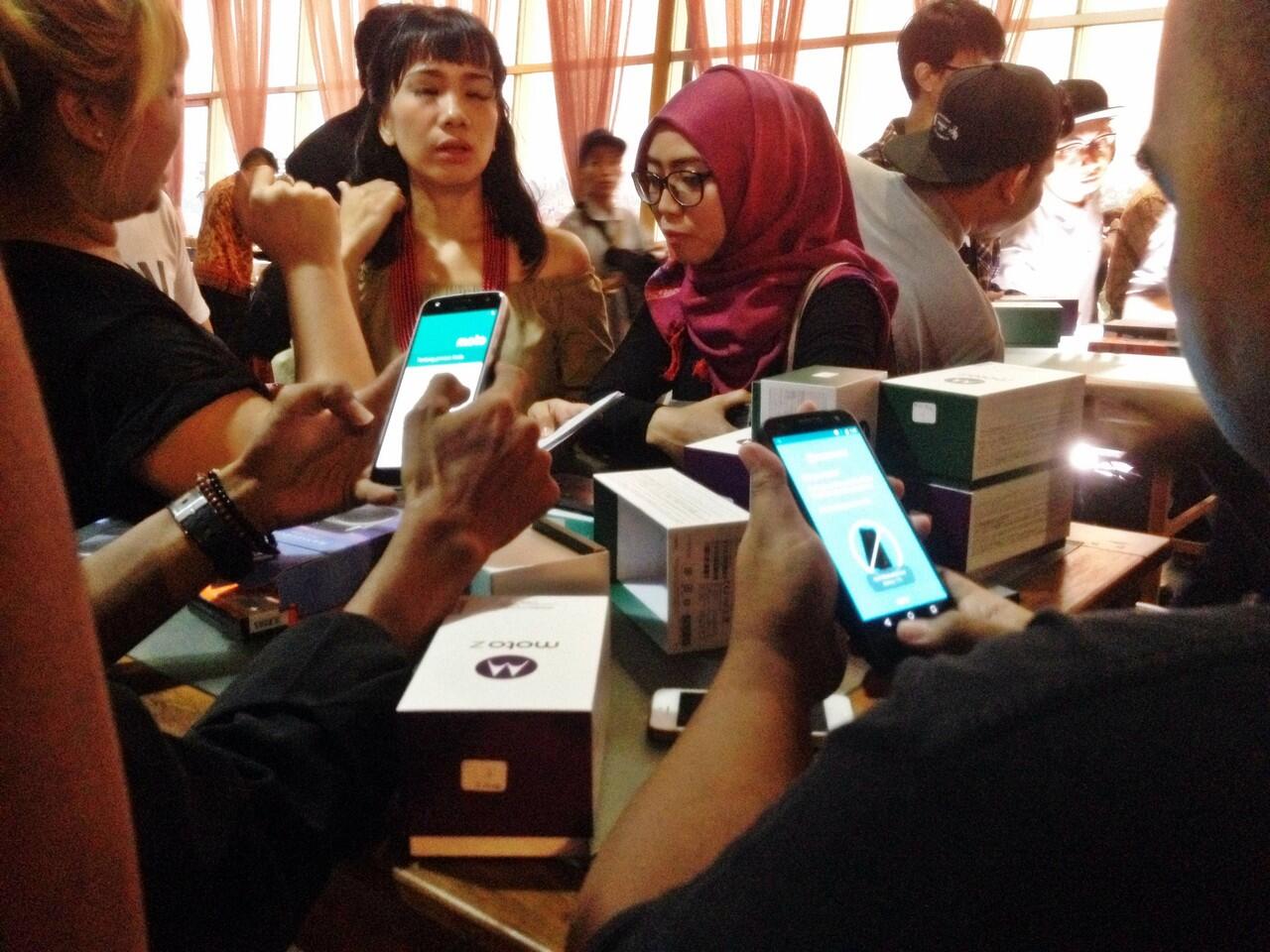 &#91;Review TC MOTO Z&#93; 3 Fitur Canggih MOTO Z yang Tidak Dimiliki Smartphone Lain
