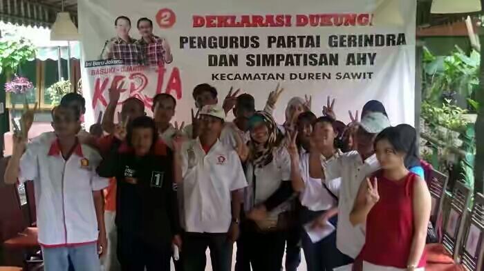 #Pengurus Gerindra Kecamatan Duren Sawit Membelot, Kini Dukung Ahok-Djarot
