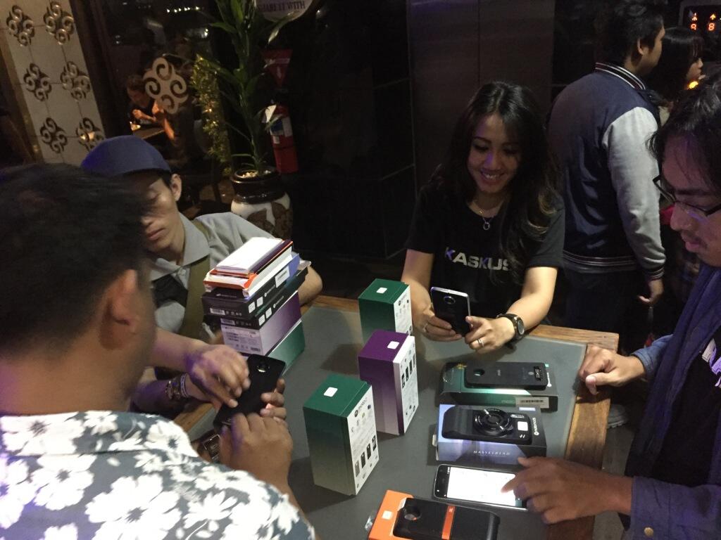 &#91;TC MOTO Z&#93; spek hape yang keren abiss milik moto z