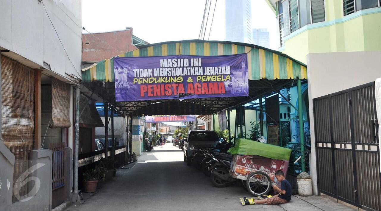 Polda Gandeng Kemenag Usut Spanduk Provokatif di DKI