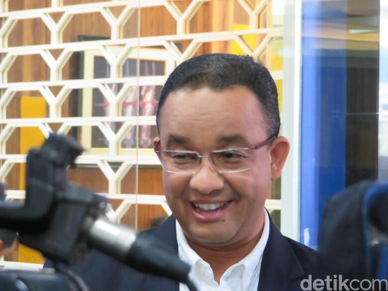 Anies: Jangan Kaitkan Salat Jenazah dengan Politik