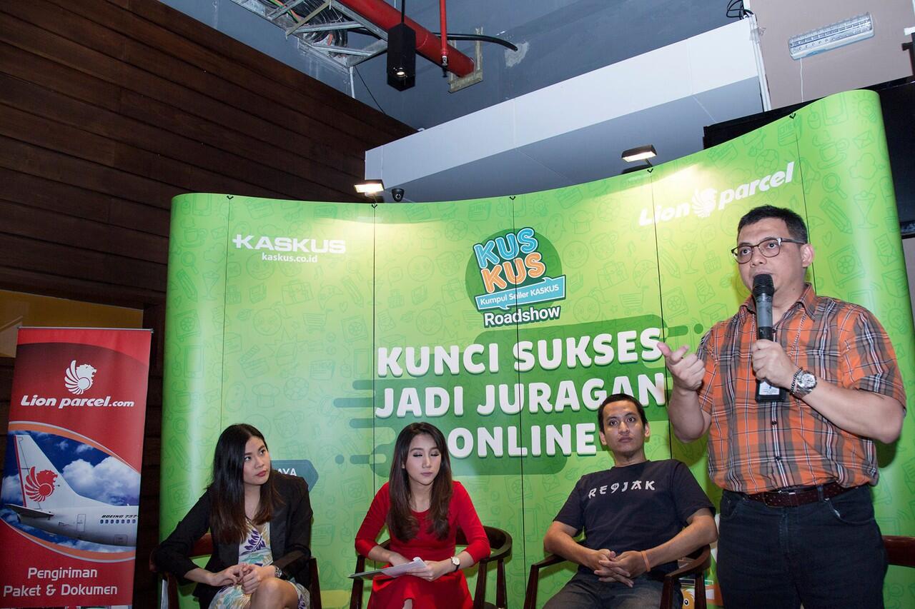 Keseruan KUSKUS Roadshow di Surabaya bersama Lion Parcel