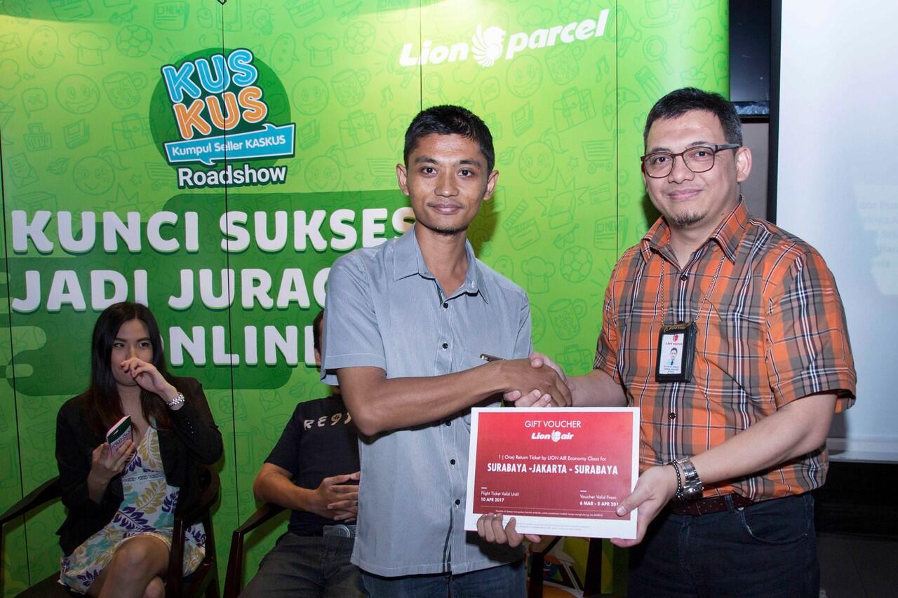 Keseruan KUSKUS Roadshow di Surabaya bersama Lion Parcel