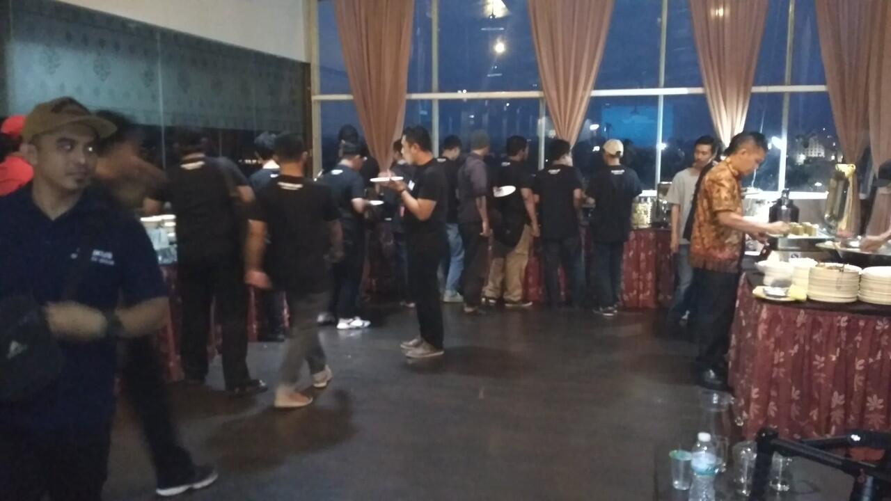 &#91;TC MOTO Z&#93;Moto Z to Yogyakarta, Manjain Mata Lo nonton Film Ala Bioskop