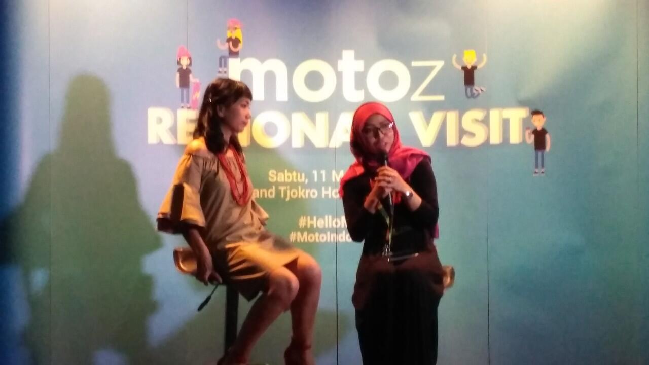&#91;TC MOTO Z&#93;Moto Z to Yogyakarta, Manjain Mata Lo nonton Film Ala Bioskop