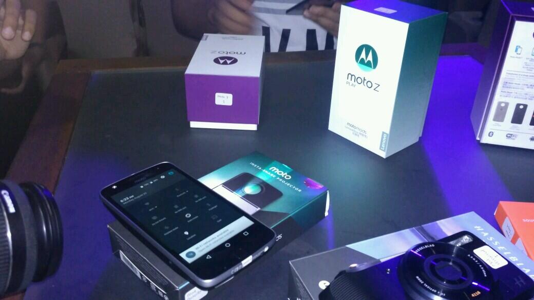 &#91;TC MOTO Z&#93;Moto Z to Yogyakarta, Manjain Mata Lo nonton Film Ala Bioskop