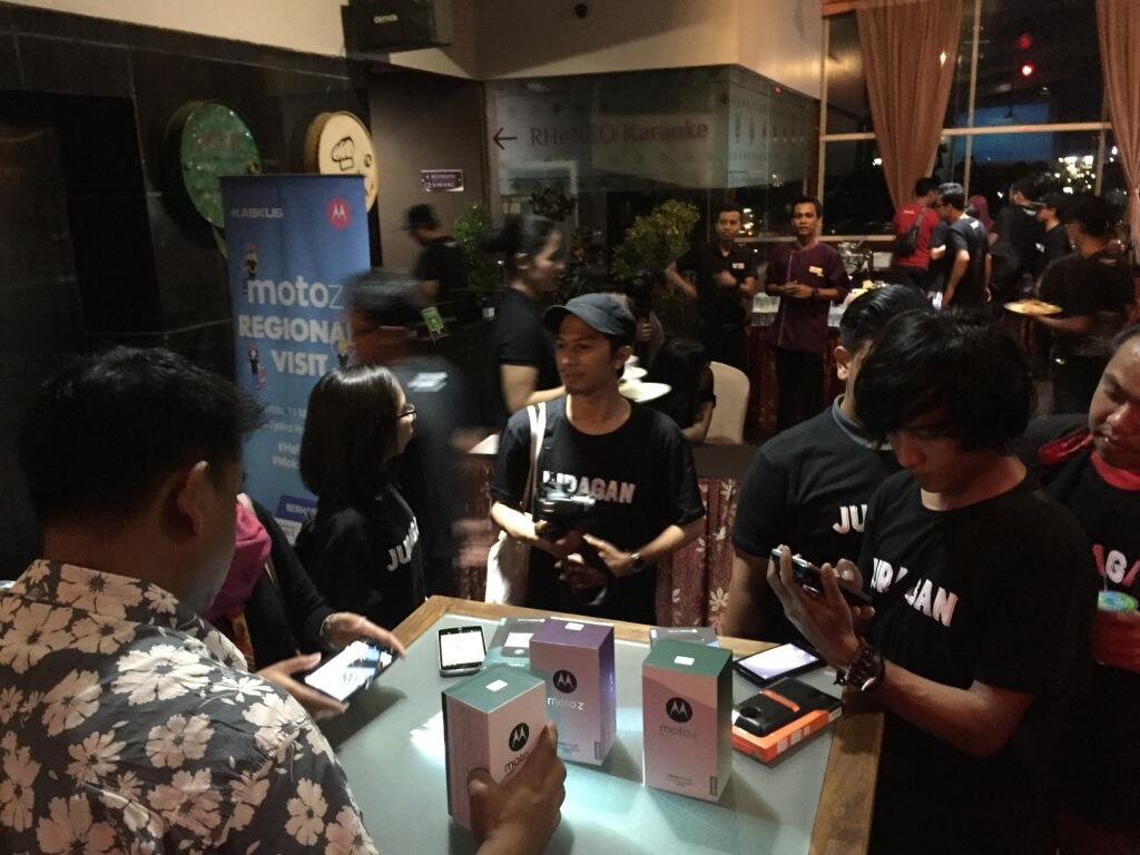 &#91;TC MOTO Z&#93; menarik sekali buat kenalan dengan Moto Z