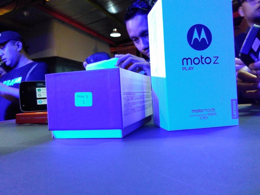 &#91;TC MOTO Z&#93;Mendengarkan musik menjadi lebih nyaman dengan Fitur Speaker Mod MOTO Z 