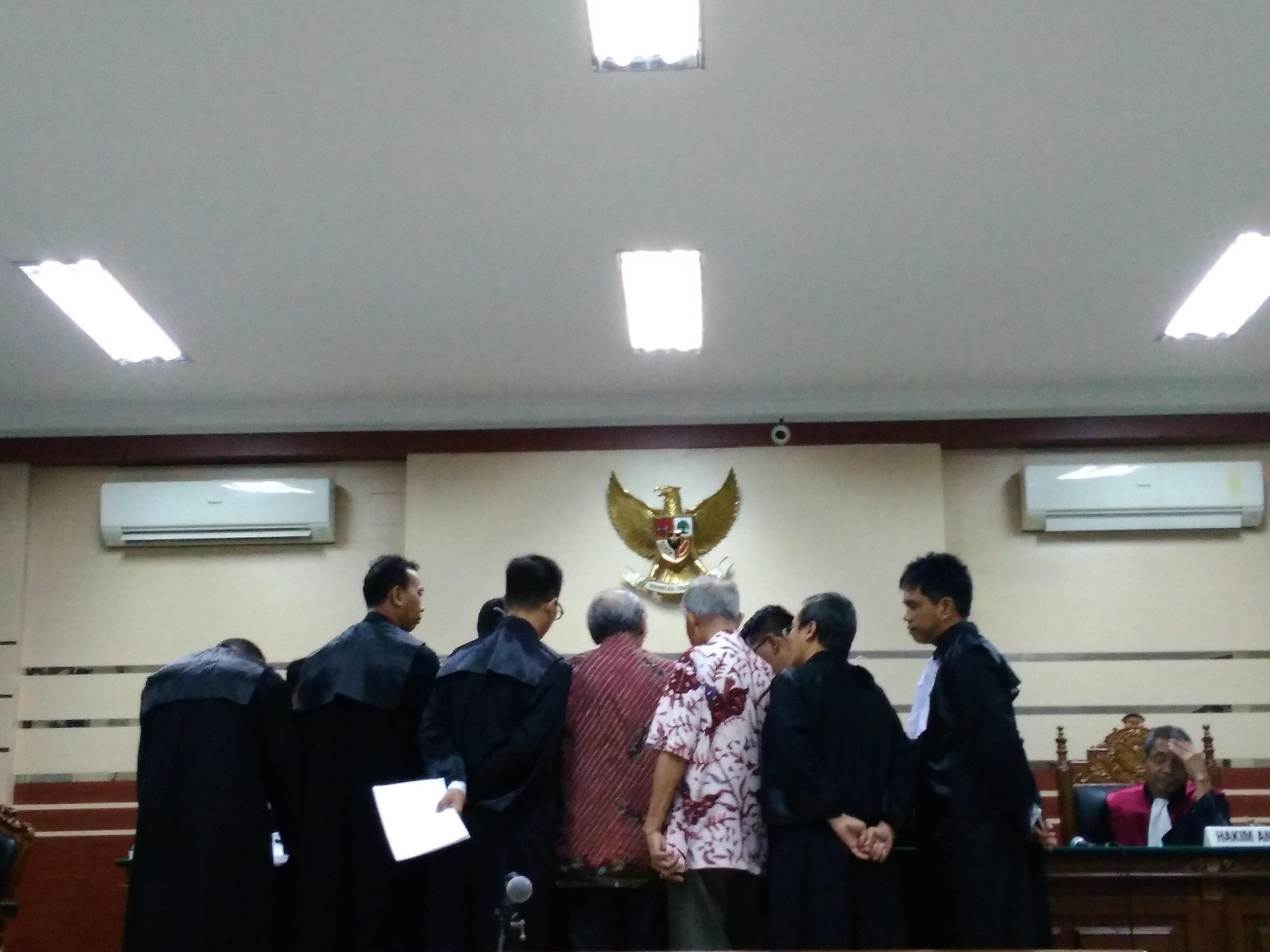Gugatan Praperadilan Dahlan Iskan Ditolak