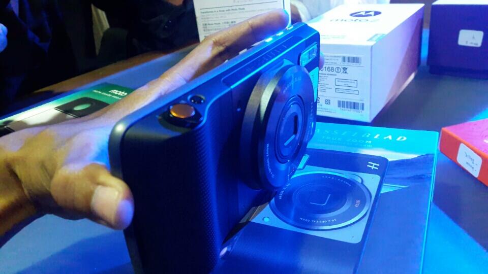 &#91;TC MOTO Z&#93; jepret keren Pakai Hasselblad True Zoom Camera Mod nya Moto Z!