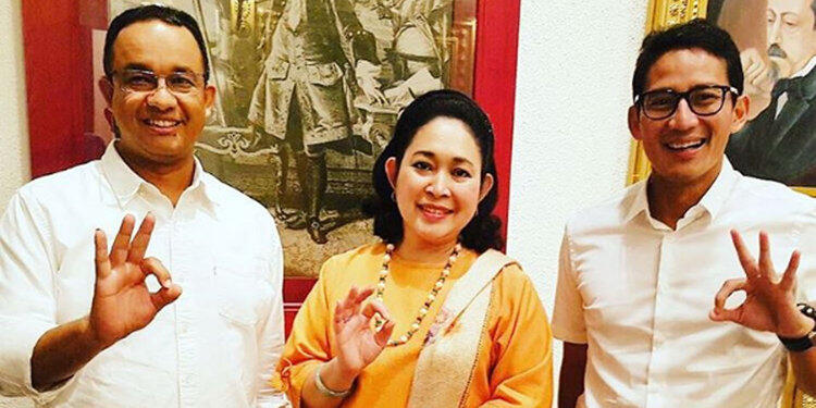 Foto Makan Bareng: Anies, Tommy Soeharto, dan Rizieq