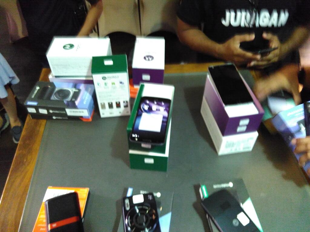 &#91;TC MOTO Z&#93;Speaker Mod MOTO Z membuat musik jadi lebih nyata