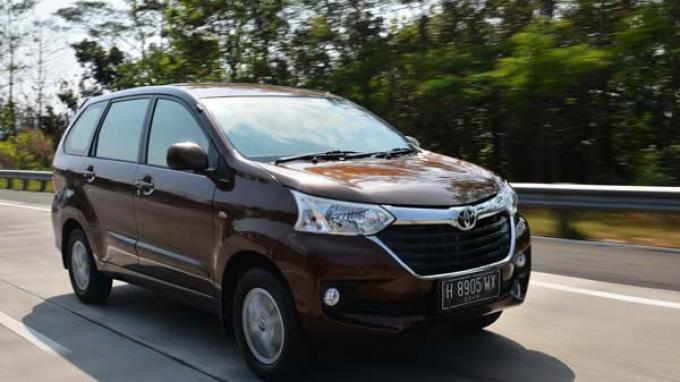 Toyota Avanza Paling Populer di Kalangan Netizen
