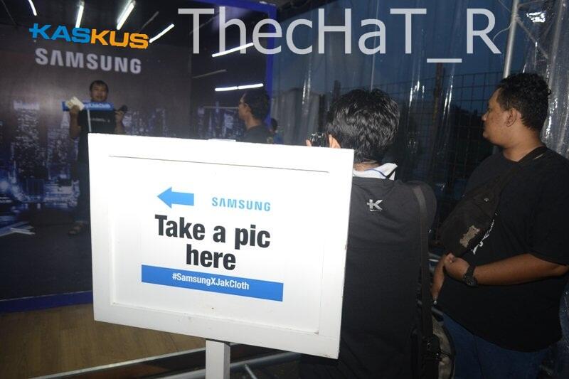 &#91;FR&#93; Keren nya Booth Samsung di JakCloth Malang