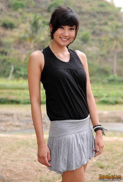 20 Foto-Foto Cewek Cantik Favorit Versi Ane (17+- :v )