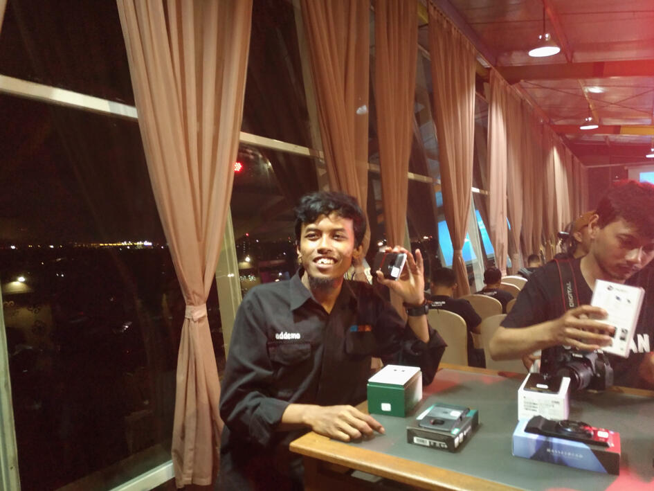 &#91;TC MOTO Z&#93; Layarnya Jadi Gede Banget Gan