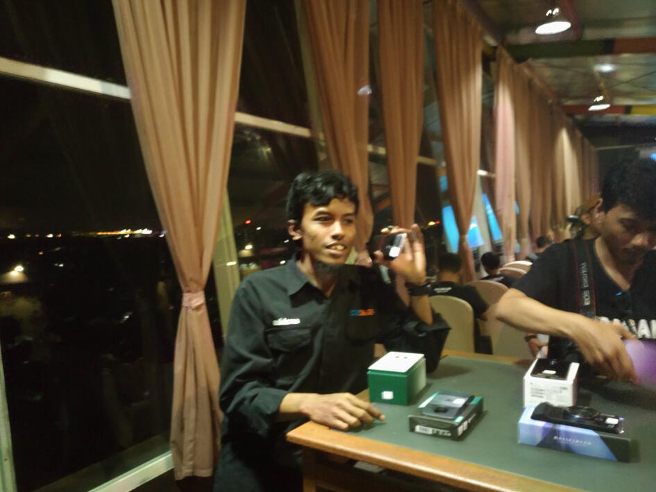 &#91;TC MOTO Z&#93; Layarnya Jadi Gede Banget Gan
