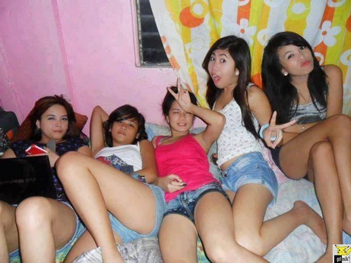 Begini Foto Mucikari TS dan Ke-15 Cabe-Cabean Saat Di Ringkus Polisi