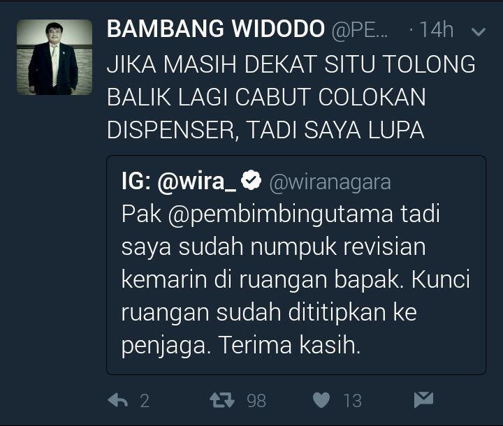 Tweet dosen gokil nanggapin pertanyaan mahasiswanya..#HappyFriday