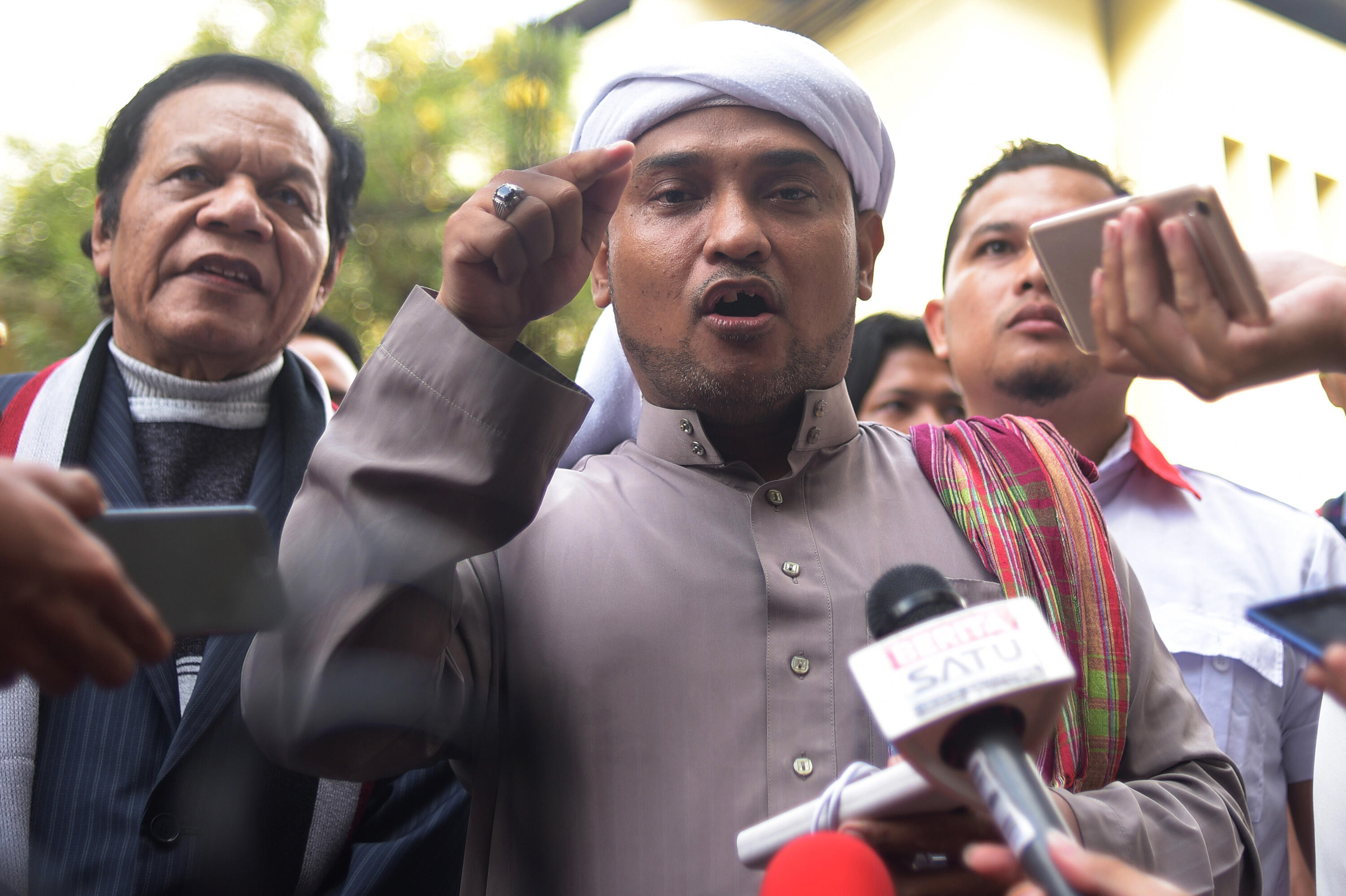 Sandiaga Dicecar 9 Pertanyaan