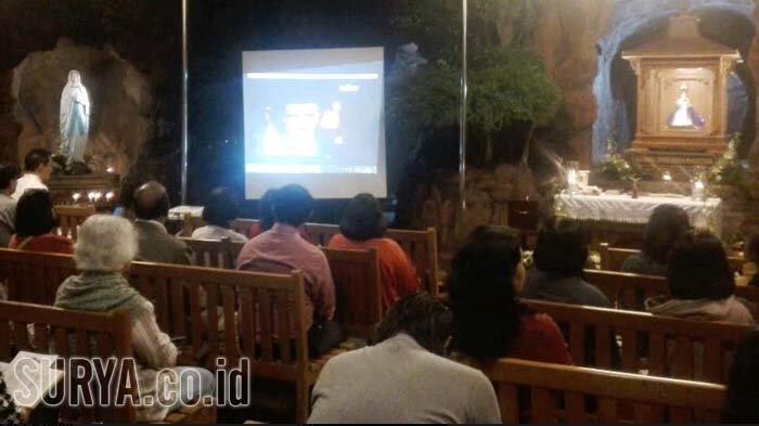 KH Hasyim Muzadi Berpulang, Umat Katolik Melayat dan Gelar Misa Arwah!