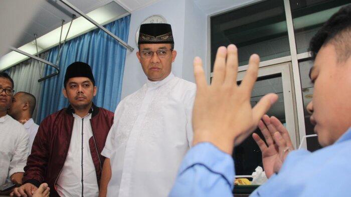 Anies Nyaris Menggunakan Lift yang Jatuh di Blok M Square