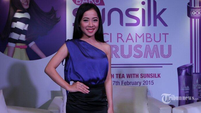Hari Ini Menikah, Karina Salim Tak Terlihat Tegang