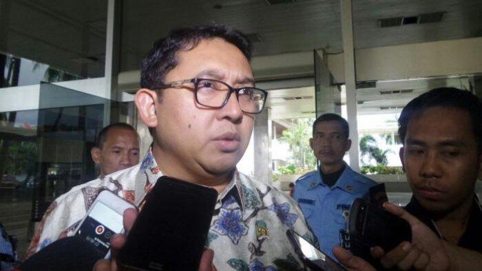 Fadli Zon Sayangkan Menteri BUMN Biarkan Petani Cor Kaki