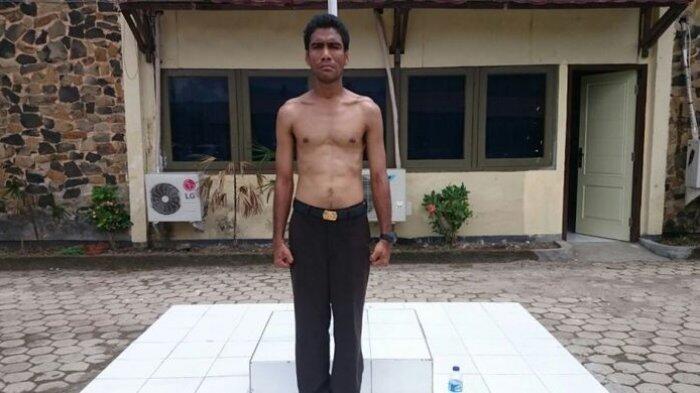 Polisi Ini Dijemur, 'Saya Makan Gaji Buta, Saya tidak Pantas Jadi Polisi'