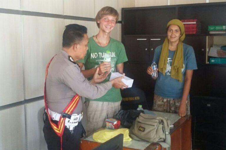 Kehabisan bekal, Begini Cara Polisi di Kota Tegal bantu Warga Rusia