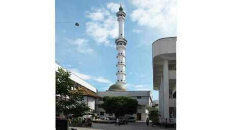 MASJID TERMEGAH DI KEDIRI