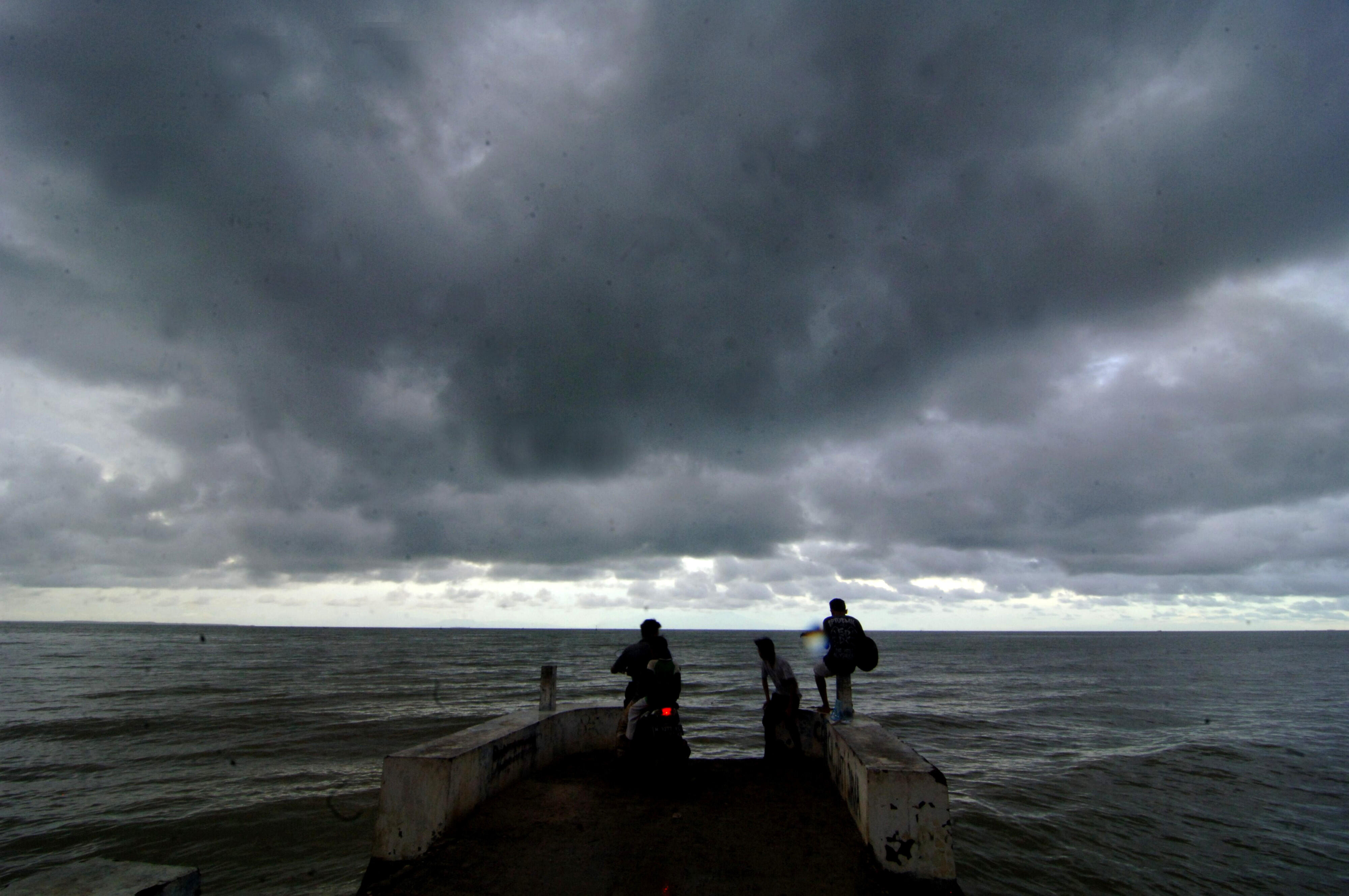 Hujan Diprediksi Guyur Jakarta Siang Ini