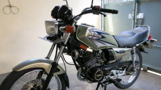 Di Situs OLX  Yamaha RX  King  Seken Tahun 2002 Ini 