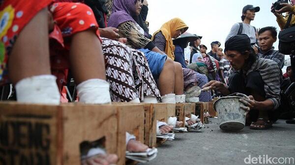 Salah Seorang Petani Kendeng Peserta Aksi Semen Kaki Meninggal Dunia