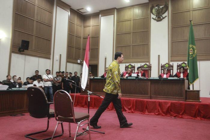 Sidang Ahok, ahli jelaskan kata bohong