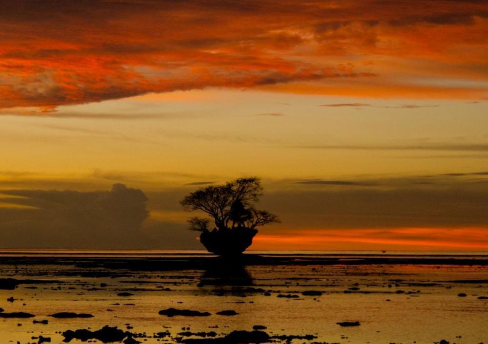 6 PESONA SENJA DARI TIMUR INDONESIA